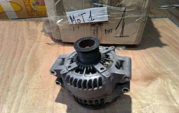 BMW M4 F82 F83 Generator/alternator 1042106741 7848603