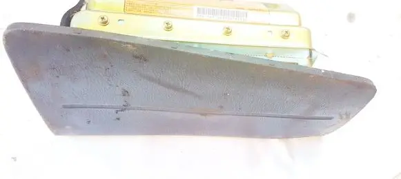 Nissan Almera Passenger airbag