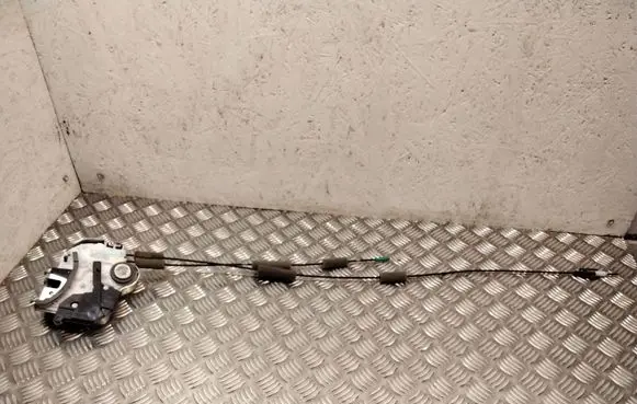Lexus RX 450H Rear door lock 19041520C
