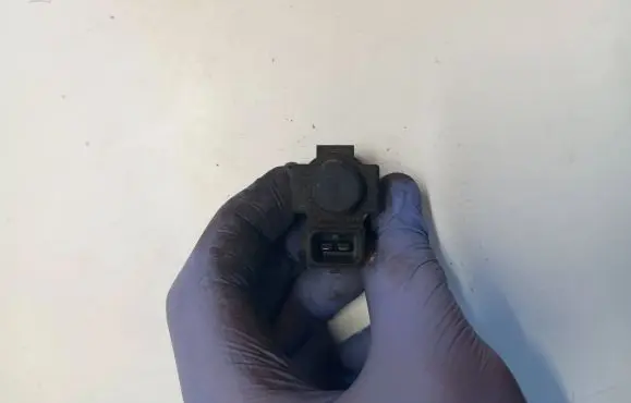 Volvo S60 Turbo solenoid valve 8627299