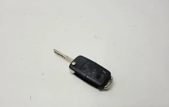 Volkswagen Tiguan Ignition key/card 