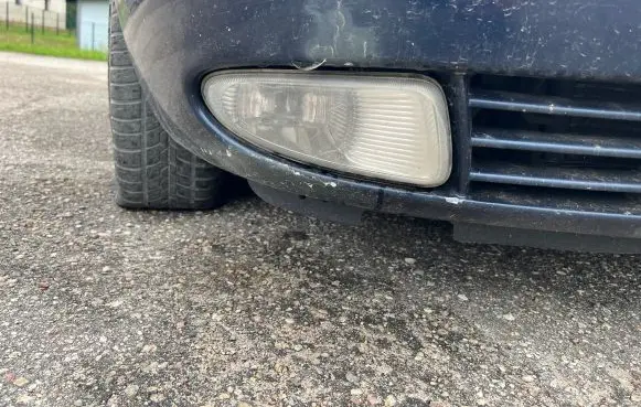Chrysler Grand Voyager IV Front fog light