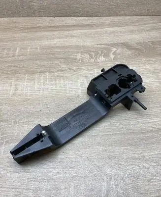 Front door exterior handle/bracket