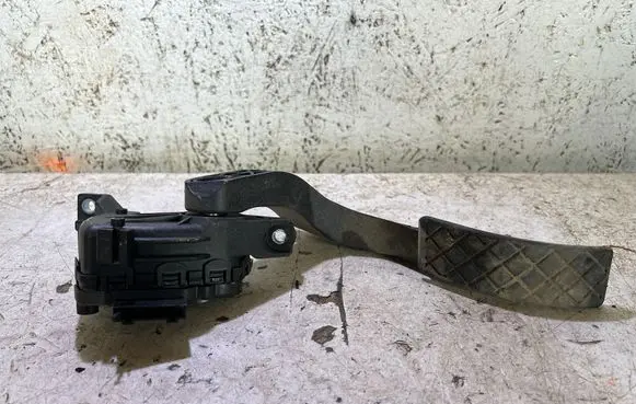Audi A4 S4 B6 8E 8H Accelerator throttle pedal 6PV00837501 8E1721523A 0229G