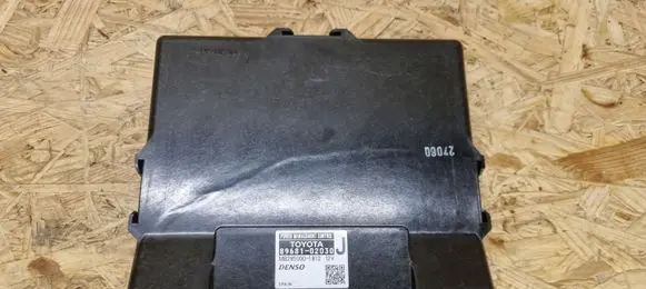 Toyota Auris E180 Other control units/modules 8968102030