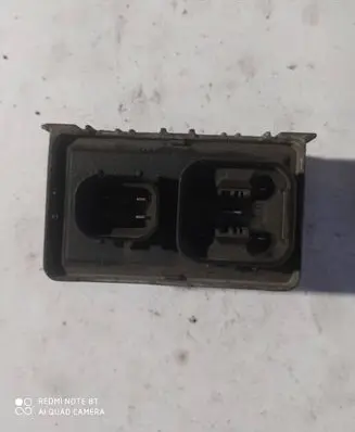 Opel Insignia A Glow plug pre-heat relay 555563423