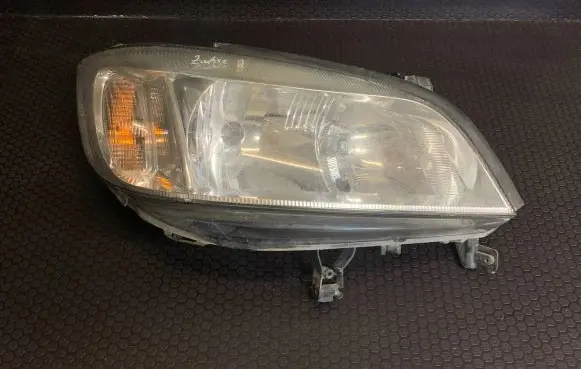Opel Zafira A Headlight/headlamp 89100055