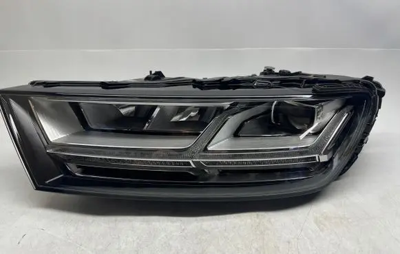 Audi Q7 4L Headlight/headlamp 4M0941033