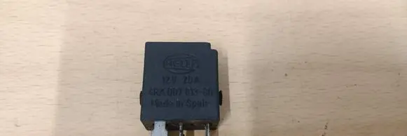 Mercedes-Benz E W211 Other relay 4RA00781300 12V20A