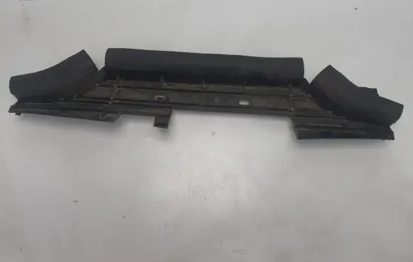 Mercedes-Benz Vito Viano W447 Radiator trim A44475050130