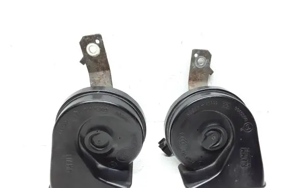 Volvo V70 Horn signal 08635071 08635072