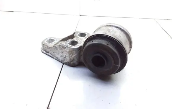Volkswagen PASSAT B5 Rear axle beam mounts housing 8E0501522L 8E0501521L