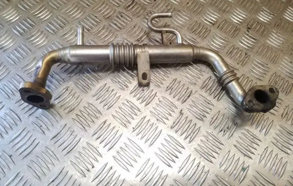 Toyota Avensis Verso EGR valve line/pipe/hose