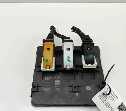 Volkswagen PASSAT B7 Central body control module 5WK50415 3AA937087H