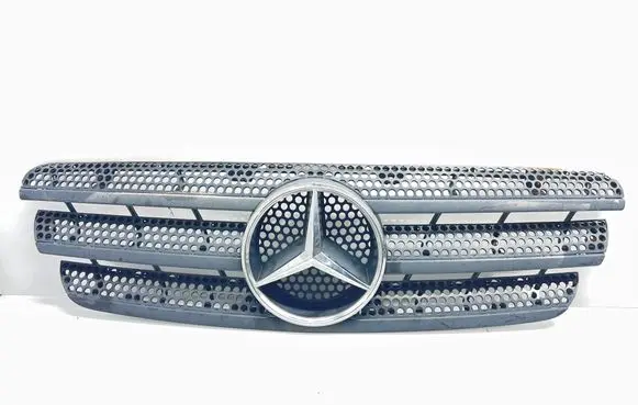 Mercedes-Benz ML W163 Front bumper upper radiator grill 1638800135