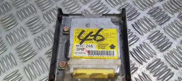 Mitsubishi Lancer Airbag control unit/module MR551246 W2T60576