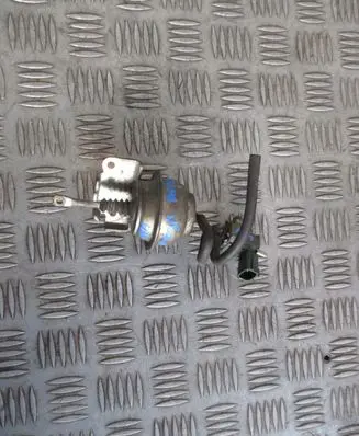 Nissan Almera N16 Turbo solenoid valve K5T46581
