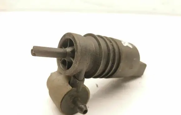 Audi A4 S4 B5 8D Windscreen/windshield washer pump