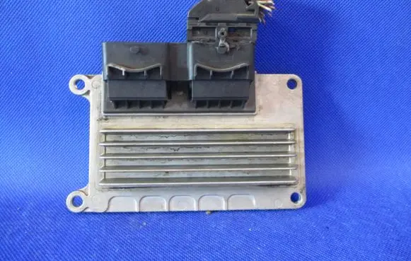 Renault Clio III Engine control unit/module 8200123939 1BPU466DA 8200128778