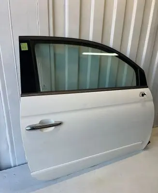 Fiat 500 Front door