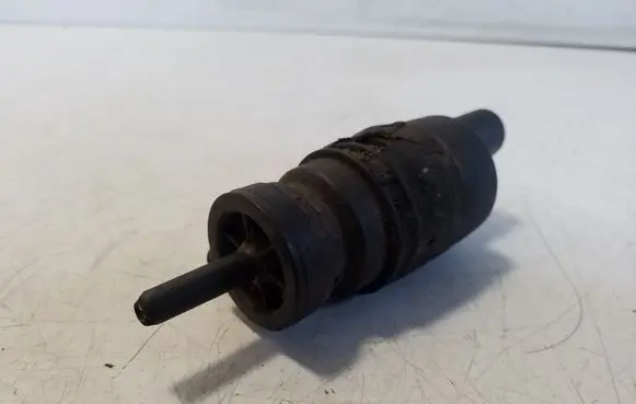 Audi A6 S6 C6 4F Windscreen/windshield washer pump 1J5955651
