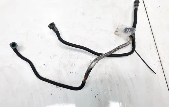 Ford Mondeo MK IV Fuel line pipe