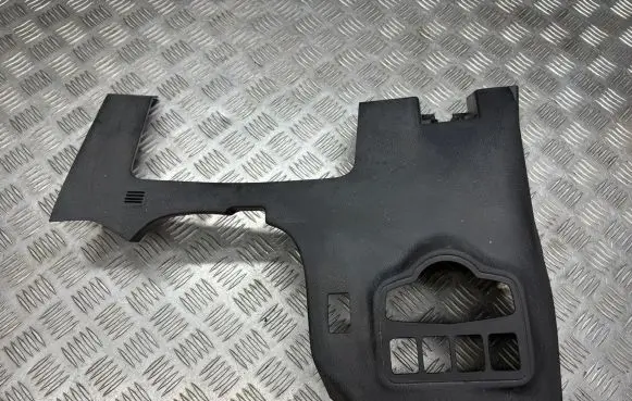 Mercedes-Benz X-class W470 Dashboard lower bottom trim panel 681065XA0A