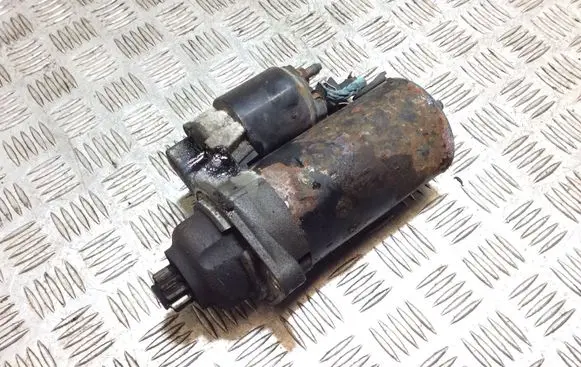 Volkswagen Cross Polo Starter motor