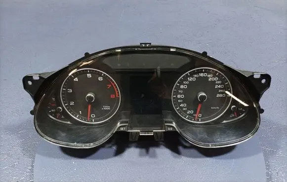 Audi A4 S4 B8 8K Speedometer (instrument cluster) 8K0920901E