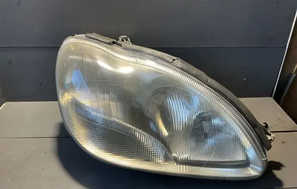 Mercedes-Benz S W220 Headlight/headlamp A2208201061