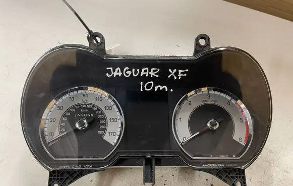 Jaguar XF X250 Speedometer (instrument cluster) 8X2310849JL 6W8F10894A