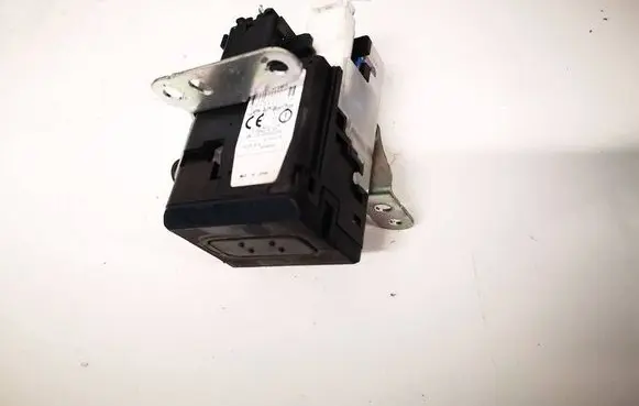 Toyota Corolla Verso AR10 Ignition lock contact 626399000