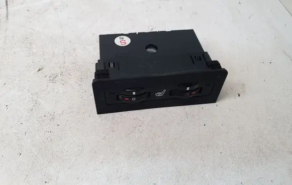 Lexus RX 450H Seat heating switch 453451