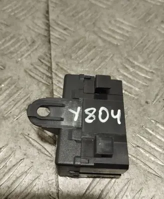 Tesla Model S Seat heating relay AG126954A