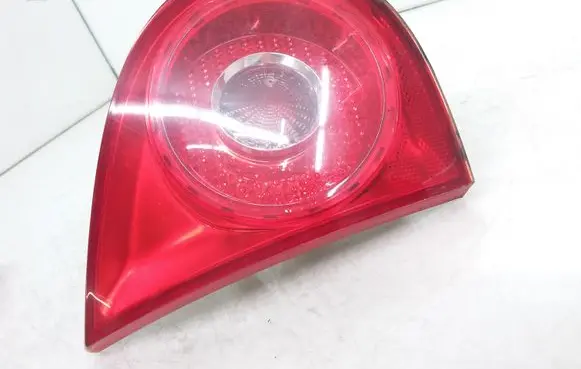 Volkswagen Golf V Tailgate rear/tail lights 1K6945093E