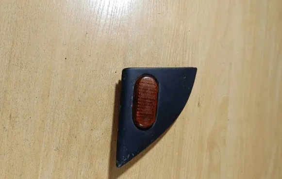 Renault Espace III Front fender indicator light 6025300659