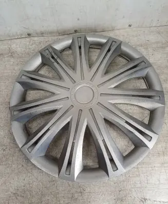 Ford Focus C-MAX R16 wheel hub/cap/trim 