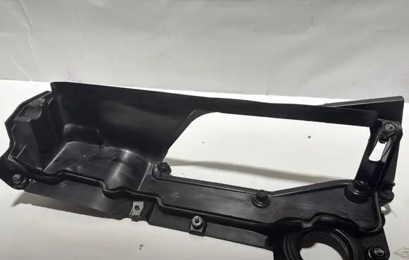 BMW 5 E60 E61 Air filter box cover 7793203 214011810GE