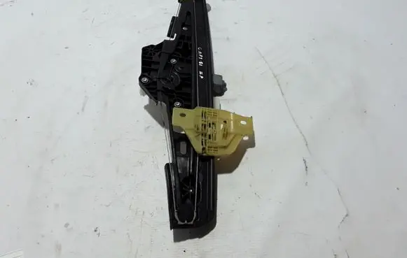 Renault Captur II Front window lifting mechanism without motor 807215326R