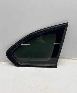 BMW X1 F48 F49 Rear side window 7406874 13011771950