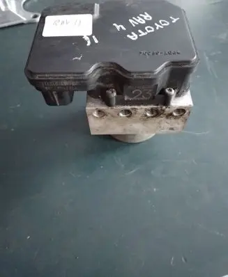 Toyota RAV 4 (XA40) ABS Pump 4454042410 8954142750 11604043570