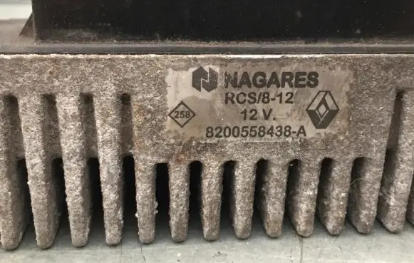 Nissan Juke I F15 Other relay 8200558438