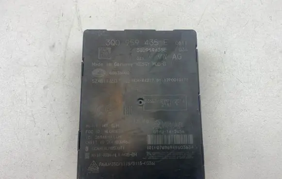 Audi Q2 - Keyless (KESSY) go control unit/module 3Q0959435E 00036000