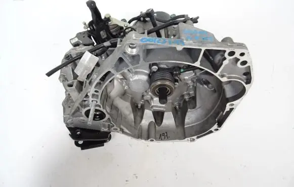 Nissan Micra K14 Manual 5 speed gearbox JR5072