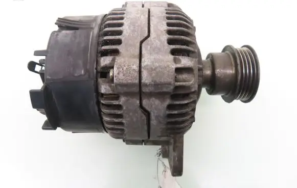 Audi 80 90 S2 B4 Generator/alternator 050903015C 0120485047