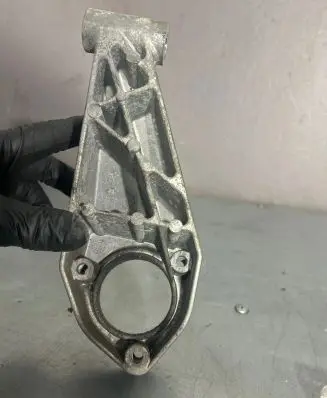 Opel Astra J Other under body part 13248689