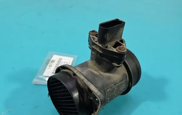 Audi A4 S4 B5 8D Mass air flow meter 0281002216 IMPRK1601129