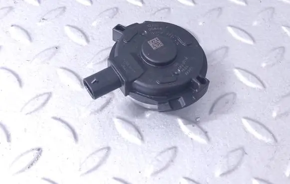 BMW X1 F48 F49 Camshaft vanos timing valve 11367614288 7614288