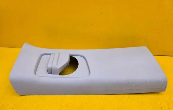 Mercedes-Benz Vito Viano W447 (B) pillar trim (top) A4476905325 A4476902100