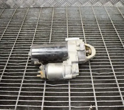 BMW 5 F10 F11 Starter motor 7801203 0001115069